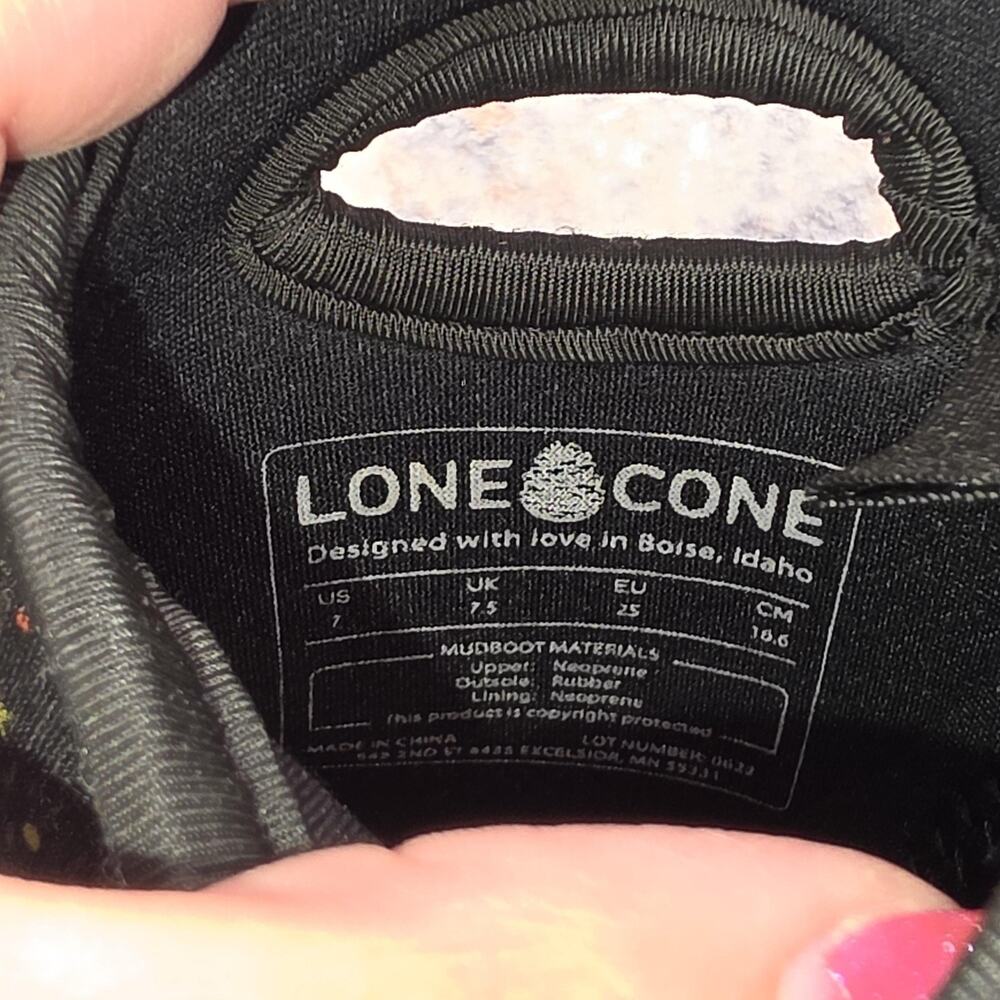 Lone Cone Boots Kids Size 7 Black MudBoot Space Planets Waterproof Winter Snow - Picture 11 of 13